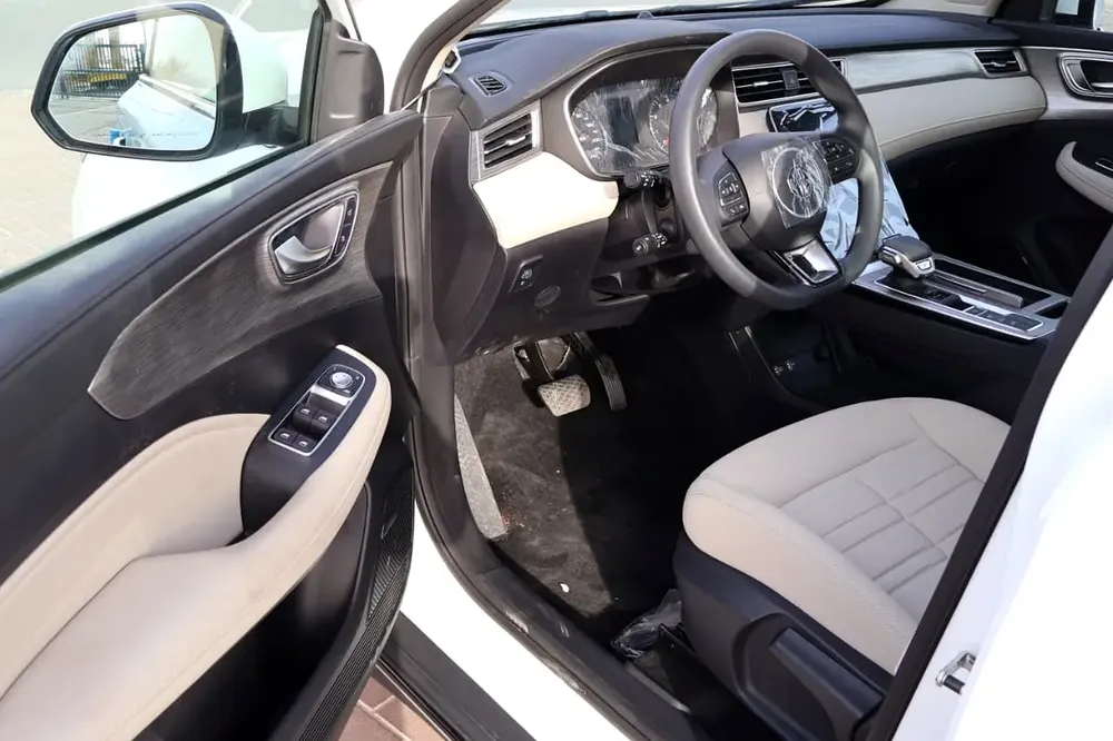 2025 MG RX5 1.5L PETROL A/T STD GCC SPEC - Image 7