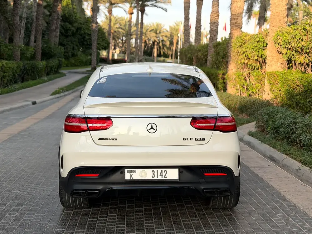 Mercedes GLE 63S Coupe White 2018 Low Mileage In Excellent Condition - Image 7