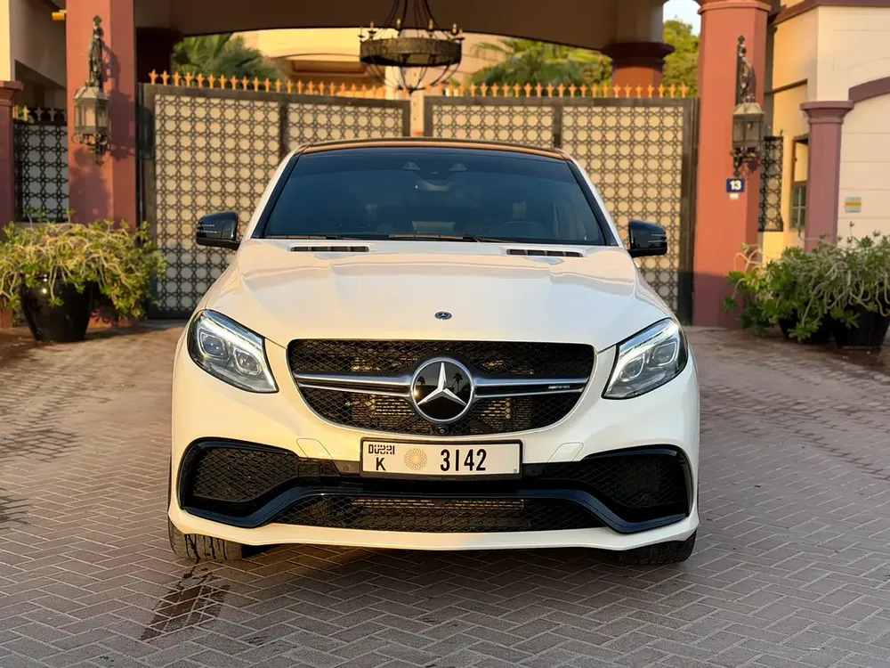 Mercedes GLE 63S Coupe White 2018 Low Mileage In Excellent Condition - Image 8
