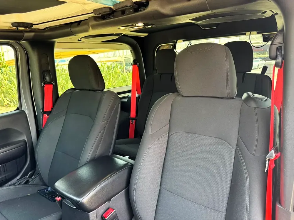 2021 Jeep Wrangler Sport with full service history - Image 6