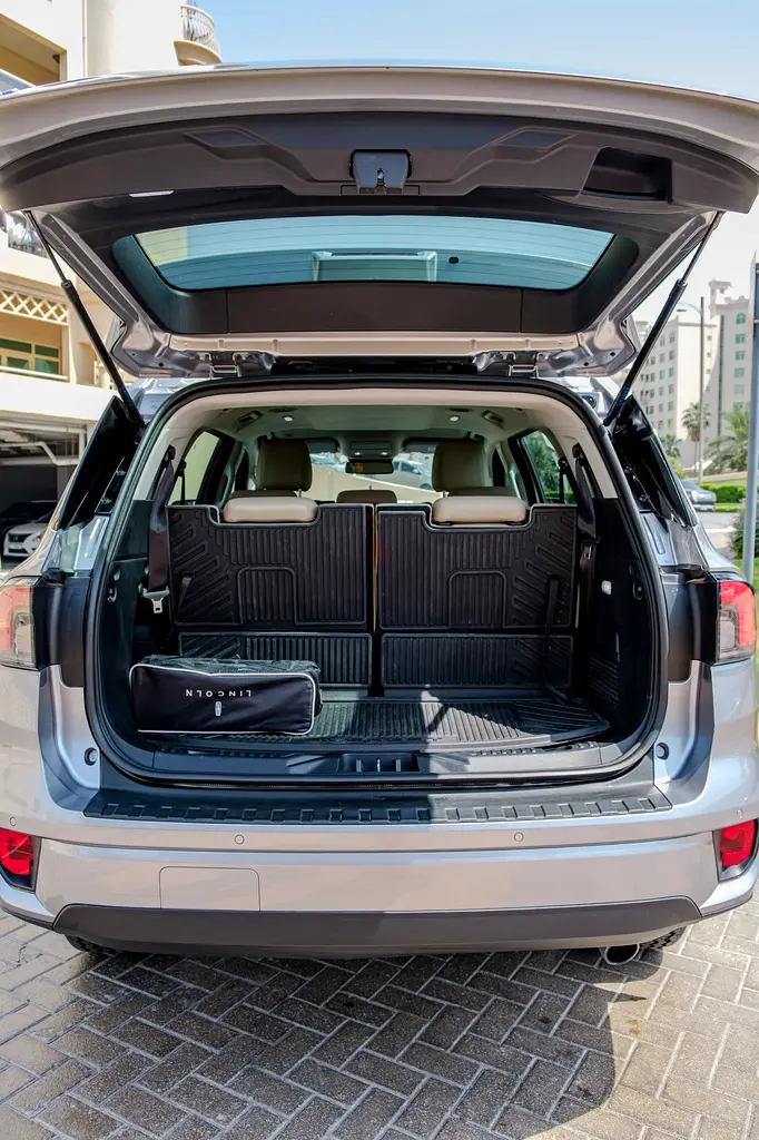 2024 Ford Everest XLT 4x4 - Single Owner - Warranty  Service till 2029 - Image 8