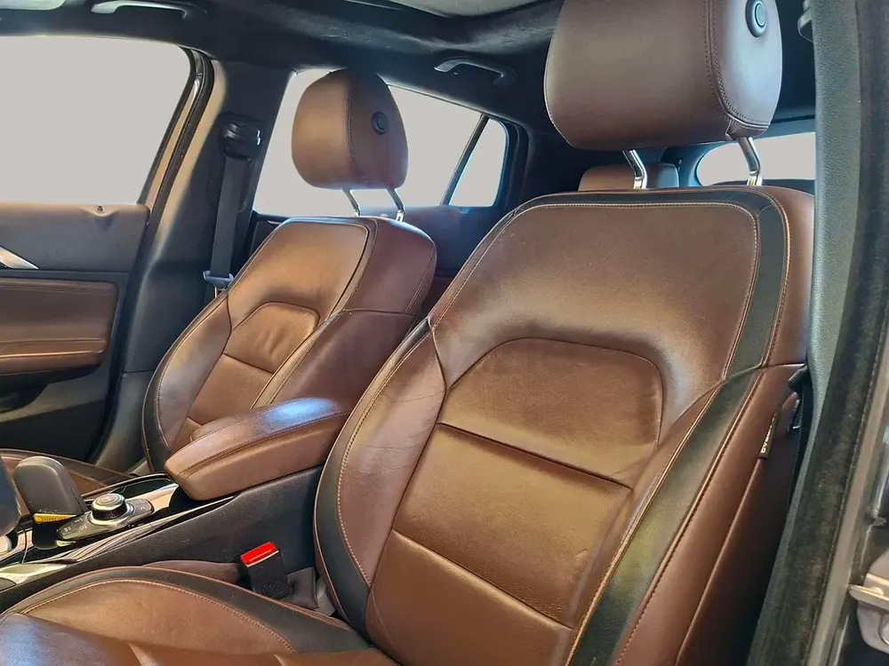 AED 666/month | 2018 Infiniti QX30  | GCC Specs | Ref#427085 - Image 11