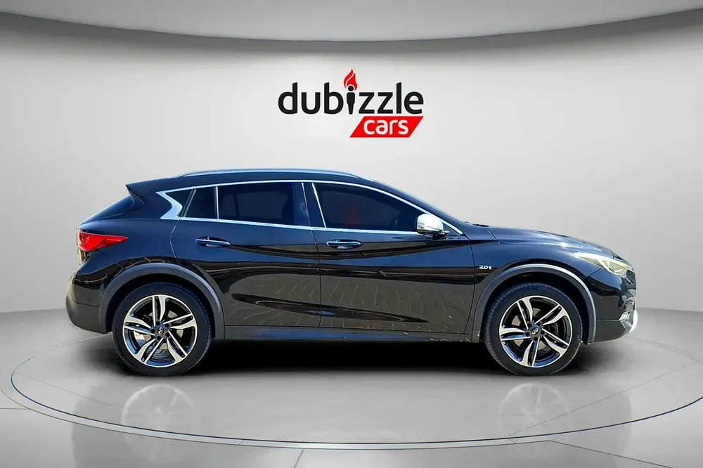 AED 666/month | 2018 Infiniti QX30  | GCC Specs | Ref#427085 - Image 4