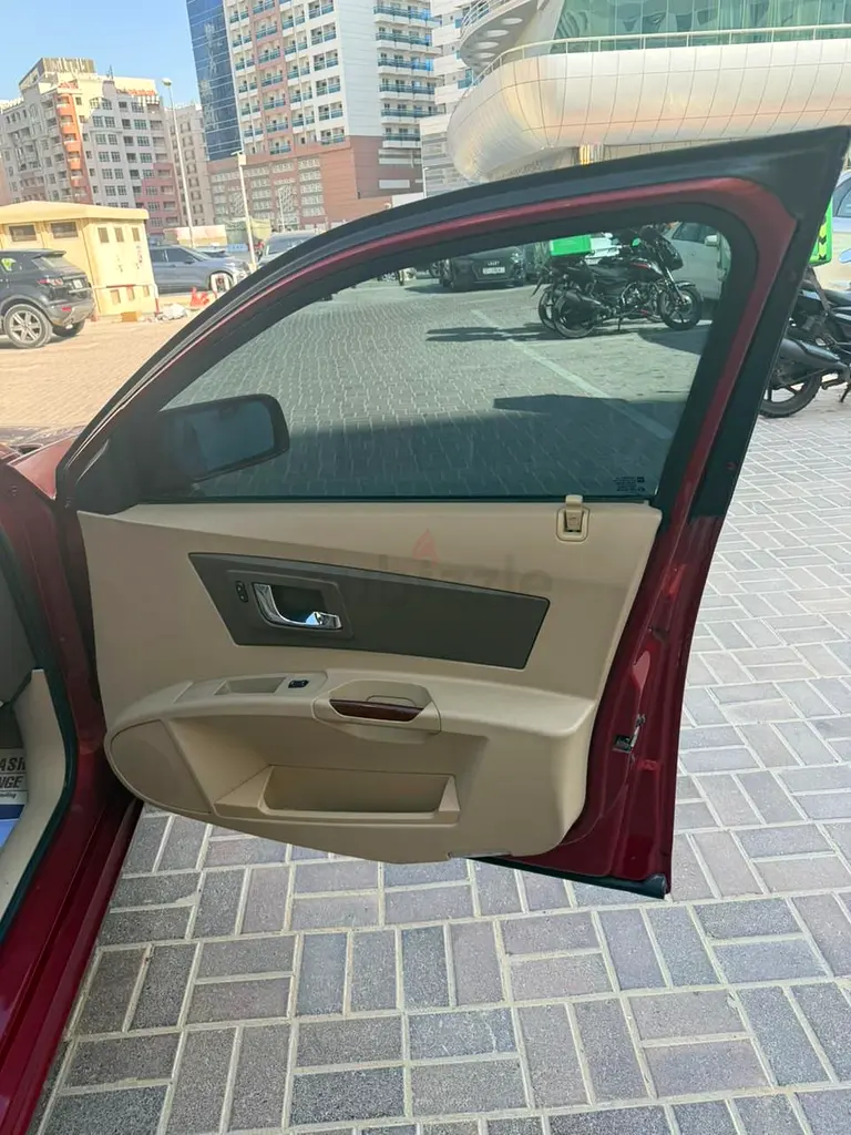 2006 Cadillac CTS Premium - GCC Specs - Pristine Condition - Image 16