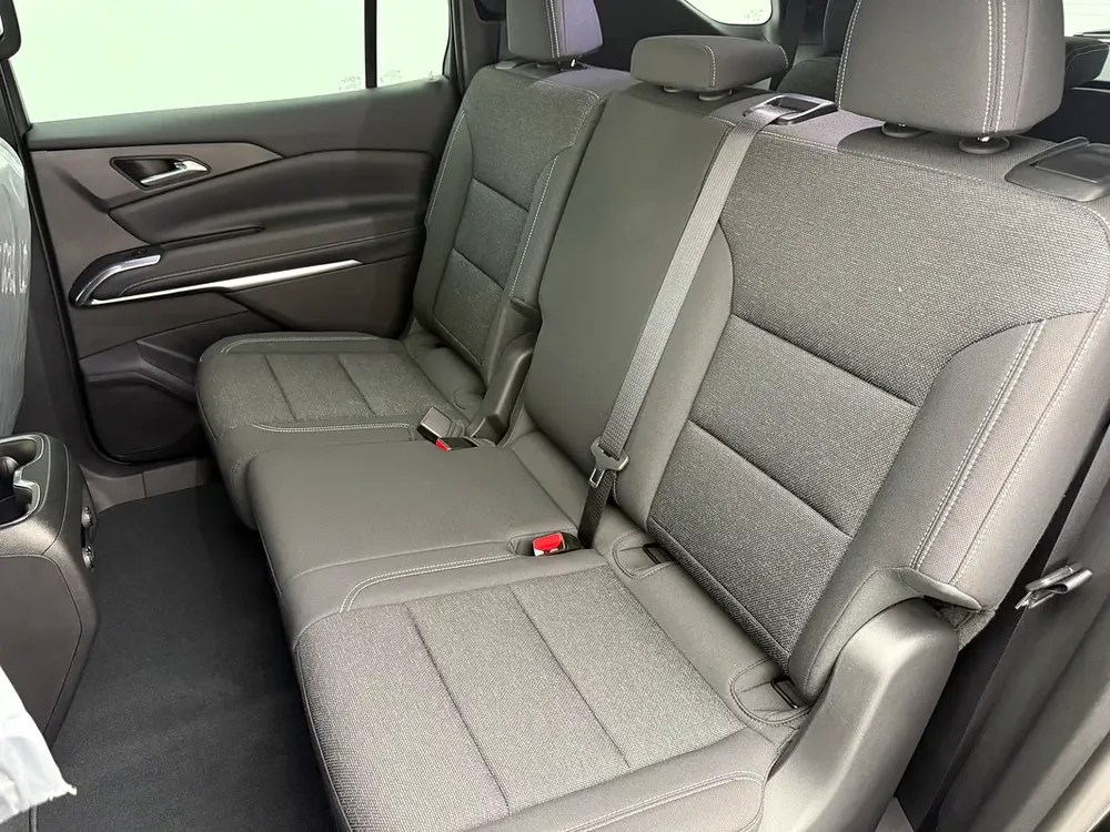 2025 Chevrolet Traverse LT - GCC Specs - Brand New! - Image 13