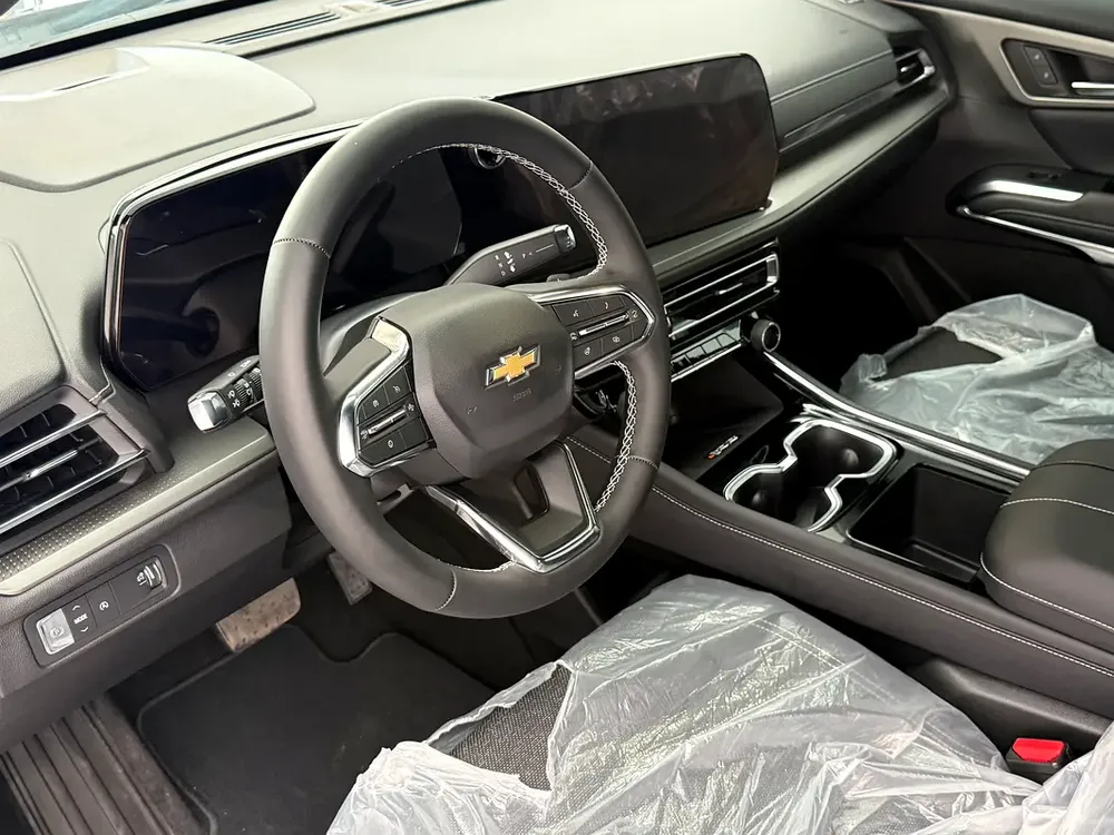 2025 Chevrolet Traverse LT - GCC Specs - Brand New! - Image 7