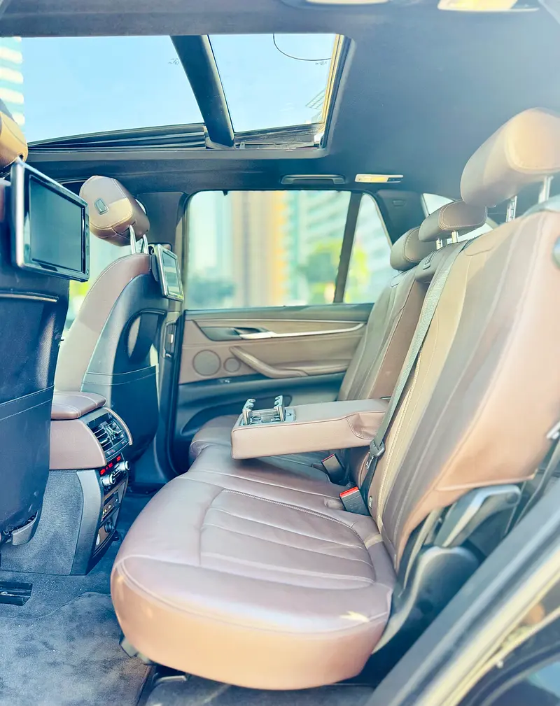 BMW X5 xDrive35i – 2015 Model | GCC Specs In Excellent condition - Image 8