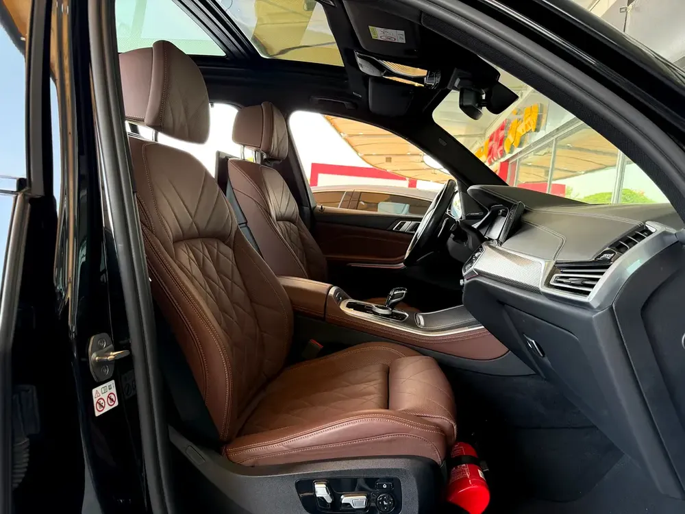 AED 2,440 P.M | 2023 BMW X5 xDrive40i M Sport | Under BMW Warranty | GCC - Image 15