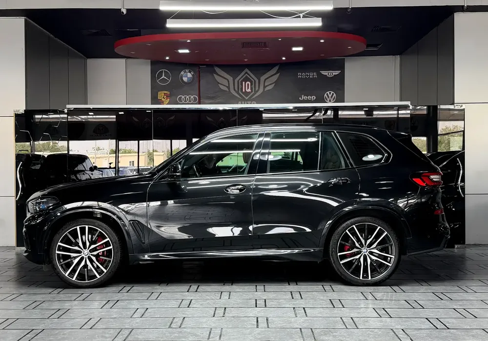 AED 2,440 P.M | 2023 BMW X5 xDrive40i M Sport | Under BMW Warranty | GCC - Image 7