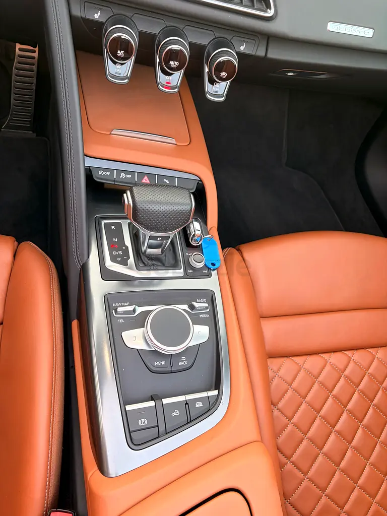 Audi R8 V10 Performance quattro 2023 - European Specs - Image 10