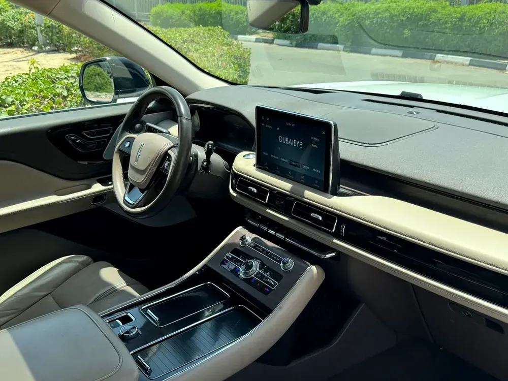 2023 Lincoln Aviator Presidential - GCC Specs - Image 5