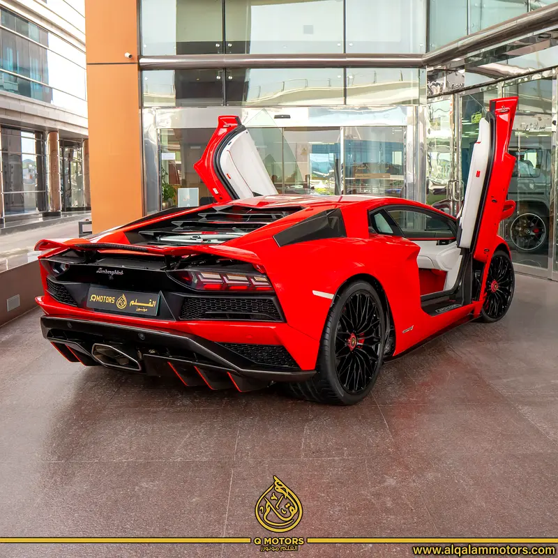 2018 LAMBORGHINI AVENTADOR S  ( 1 OF 1 ) GCC DONE ONLY 28,000KM - Image 8