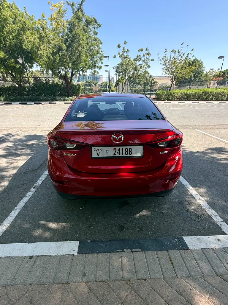 Mazda 3 2015 V Grade GCC Specs - Well Maintained - Image 5