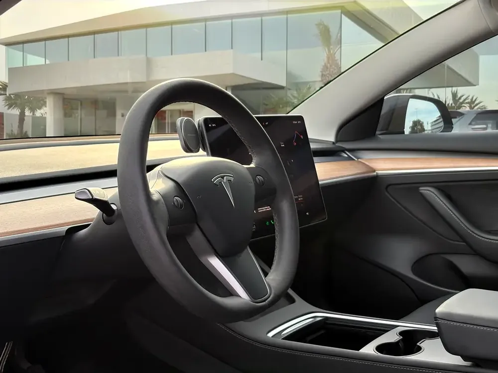 AED 1,520 P.M | 0% DOWN PAYMENT | TESLA MODEL 3 | EV | 2022 - Image 10