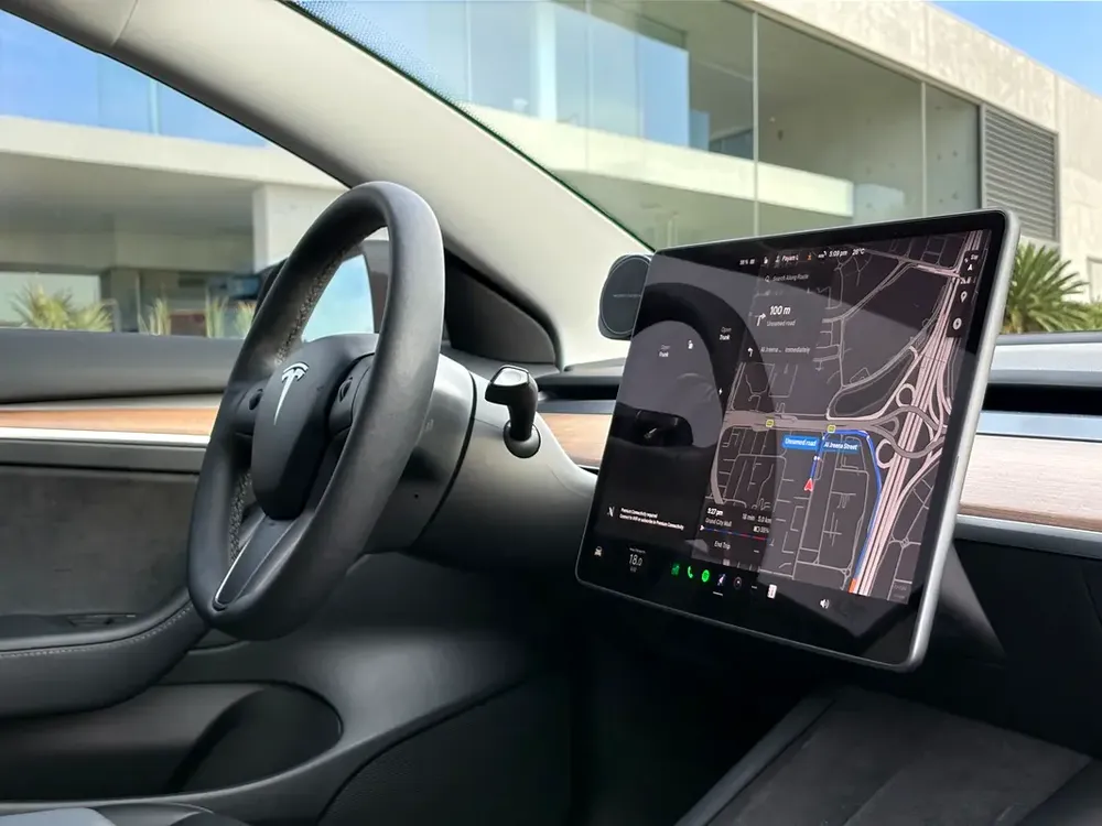 AED 1,520 P.M | 0% DOWN PAYMENT | TESLA MODEL 3 | EV | 2022 - Image 11