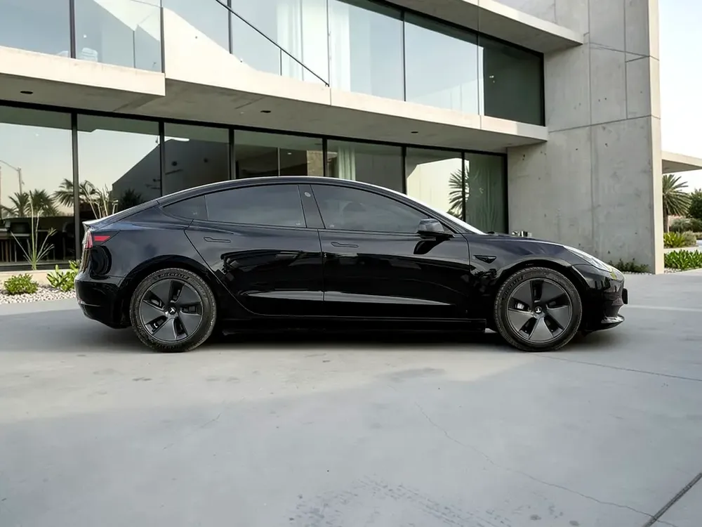 AED 1,520 P.M | 0% DOWN PAYMENT | TESLA MODEL 3 | EV | 2022 - Image 7