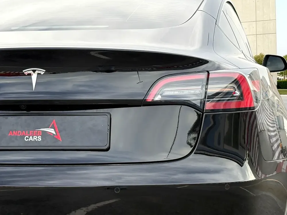 AED 1,520 P.M | 0% DOWN PAYMENT | TESLA MODEL 3 | EV | 2022 - Image 8