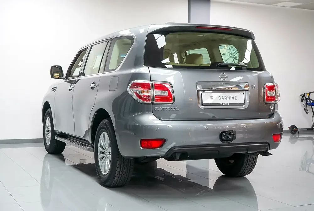 Nissan Patrol V6 Grey High Options | GCC | Agency Maintained | Warranty | Accidents Free - Image 7