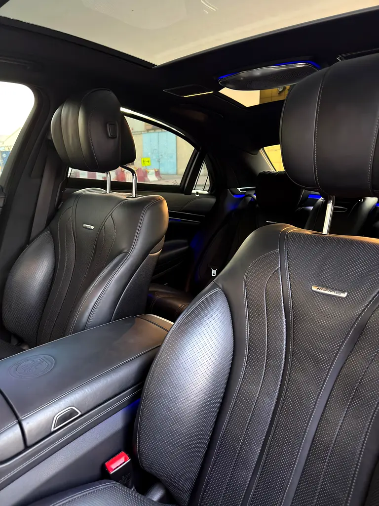 Mercedes-Benz S-Class S 63 AMG 2016 Korean Specs - Pristine Condition - Image 12