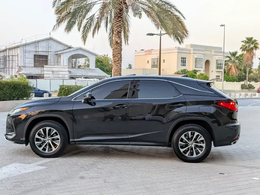 Lexus RX 350 Platinum 2021 AWD - American Specs - GCC Resale - Image 17