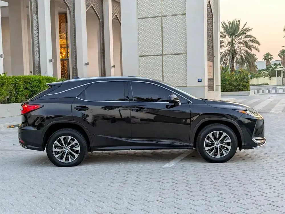 Lexus RX 350 Platinum 2021 AWD - American Specs - GCC Resale - Image 18