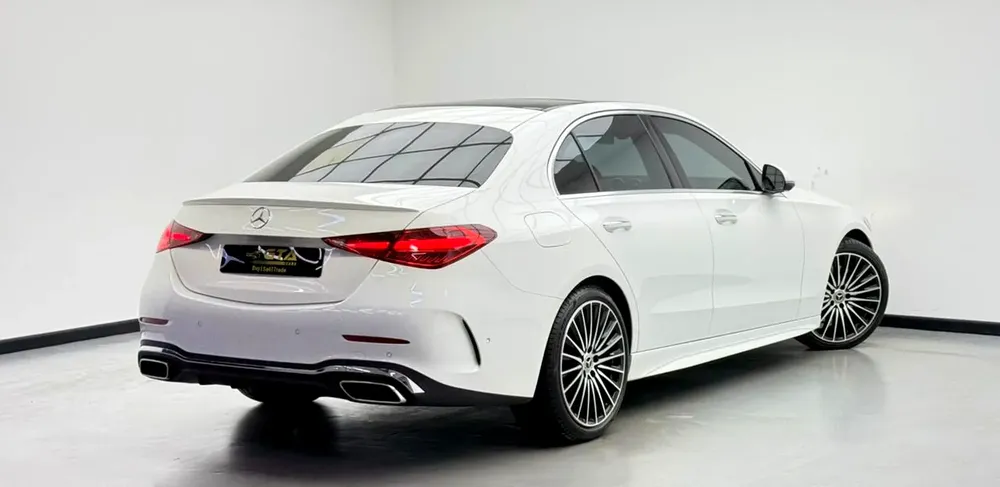 2024 Mercedes Benz C200 Premium+, 2028 MB Warranty, 2027 MB Service Pack, Excellent Condition, GCC - Image 4