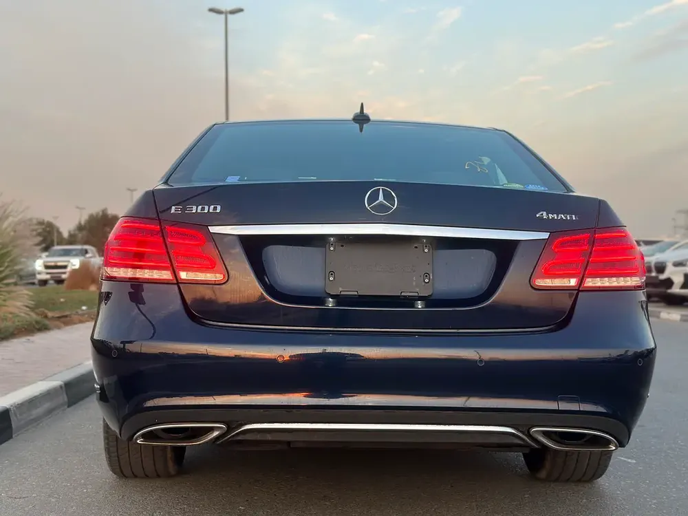 M BENZ E300 JAPAN IMPORTED 2016 VERY LOW MILEAGE 29000 Kms ONLY - Image 11