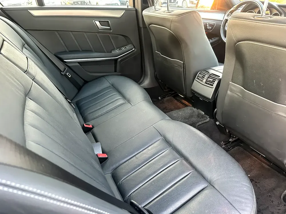 M BENZ E300 JAPAN IMPORTED 2016 VERY LOW MILEAGE 29000 Kms ONLY - Image 16