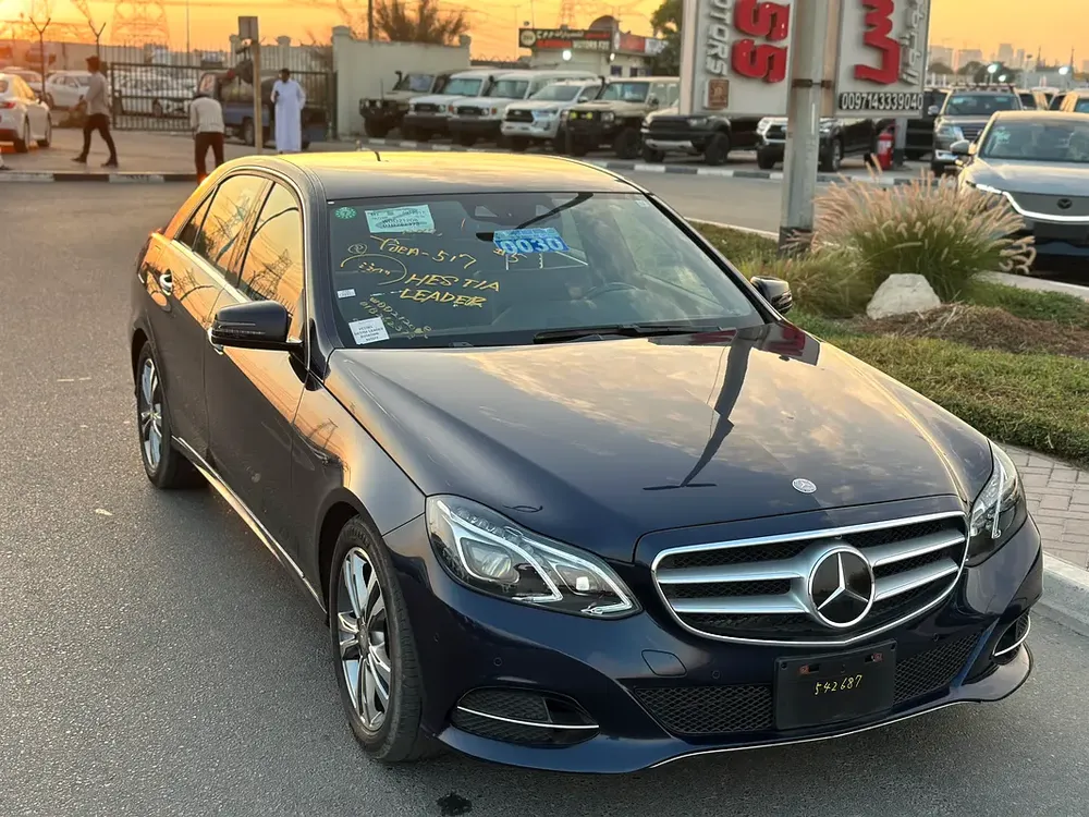 M BENZ E300 JAPAN IMPORTED 2016 VERY LOW MILEAGE 29000 Kms ONLY - Image 6