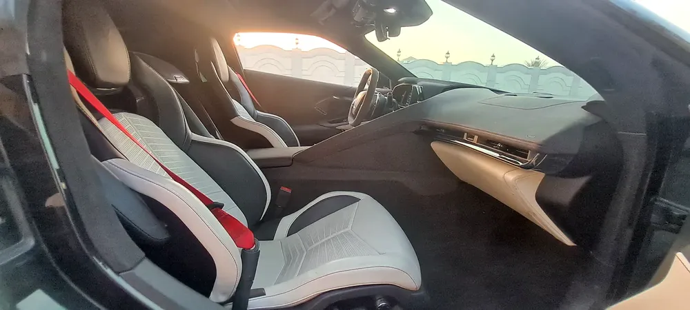 CORVETTE C8 2023 3LT 70TH YEAR EDITION FULL OPTION GCC WARRANTY AL GHANDI AUTOS ,TOP OPTION - Image 13