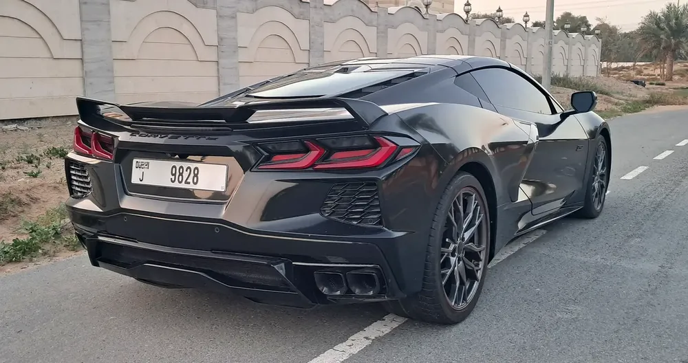 CORVETTE C8 2023 3LT 70TH YEAR EDITION FULL OPTION GCC WARRANTY AL GHANDI AUTOS ,TOP OPTION - Image 9