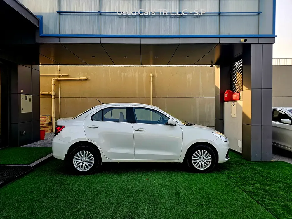 SUZUKI DZIRE GLX 1.2L V4 GCC - EXCELLENT CONDITION - Image 4