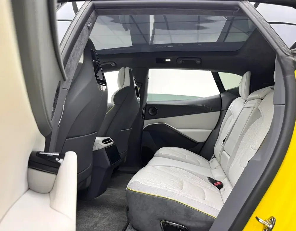 2024 Lotus Eletre R, 2029 Lotus Warranty, 2028 Lotus Service Pack, Full Lotus Service History, GCC - Image 17