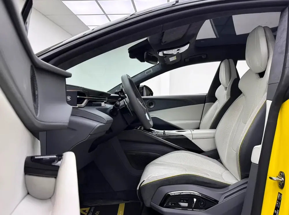 2024 Lotus Eletre R, 2029 Lotus Warranty, 2028 Lotus Service Pack, Full Lotus Service History, GCC - Image 8