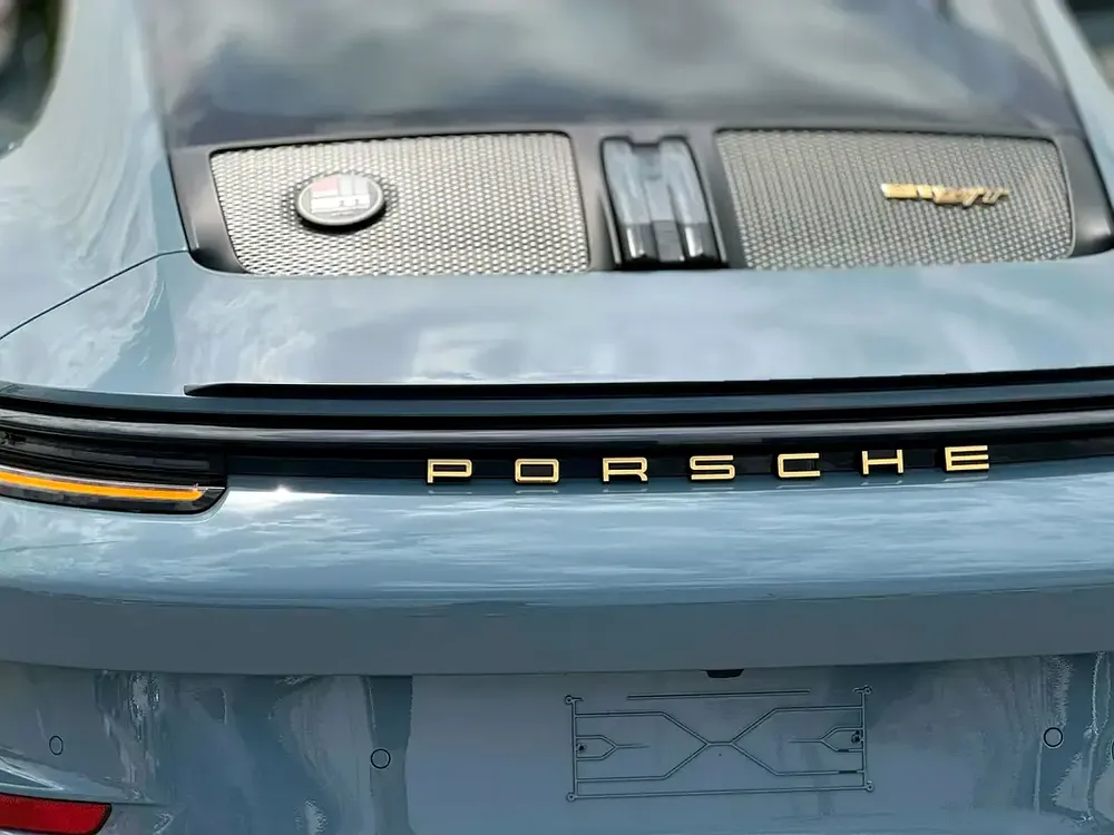 Porsche 911 S/T 2024 German Specs - Image 13