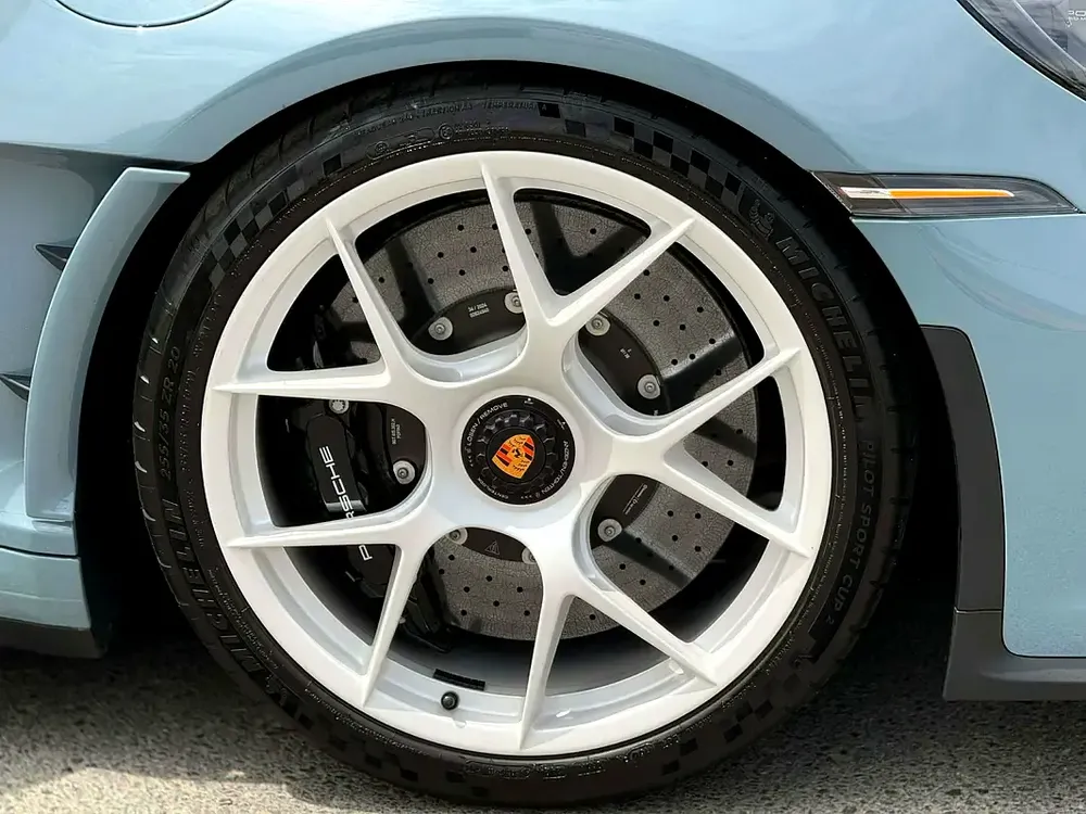 Porsche 911 S/T 2024 German Specs - Image 16