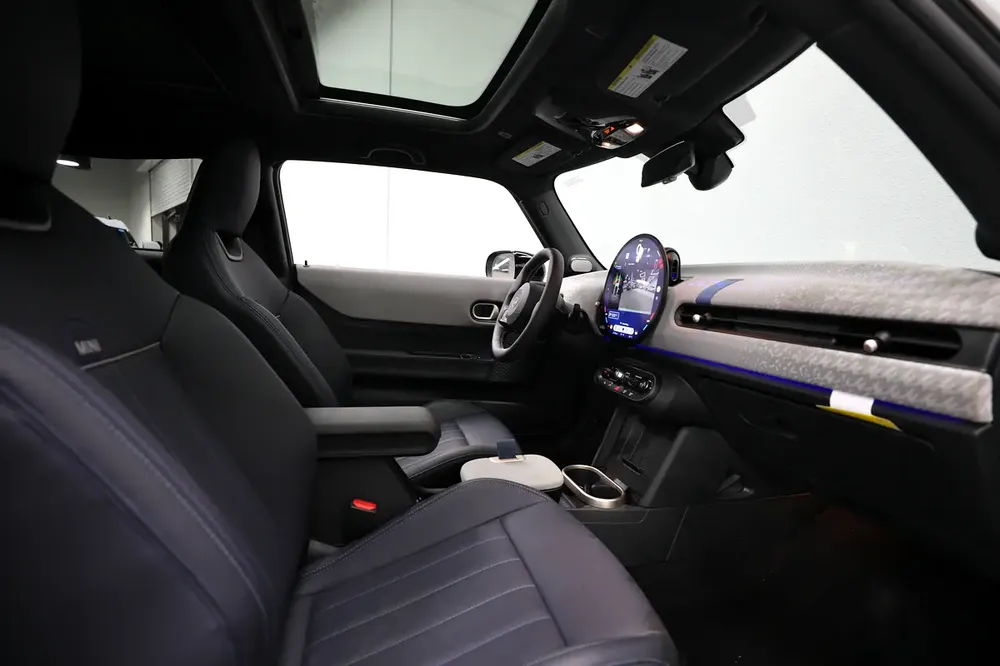 MINI Cooper S | AED 1300 monthly Ref#W30356 - Image 7