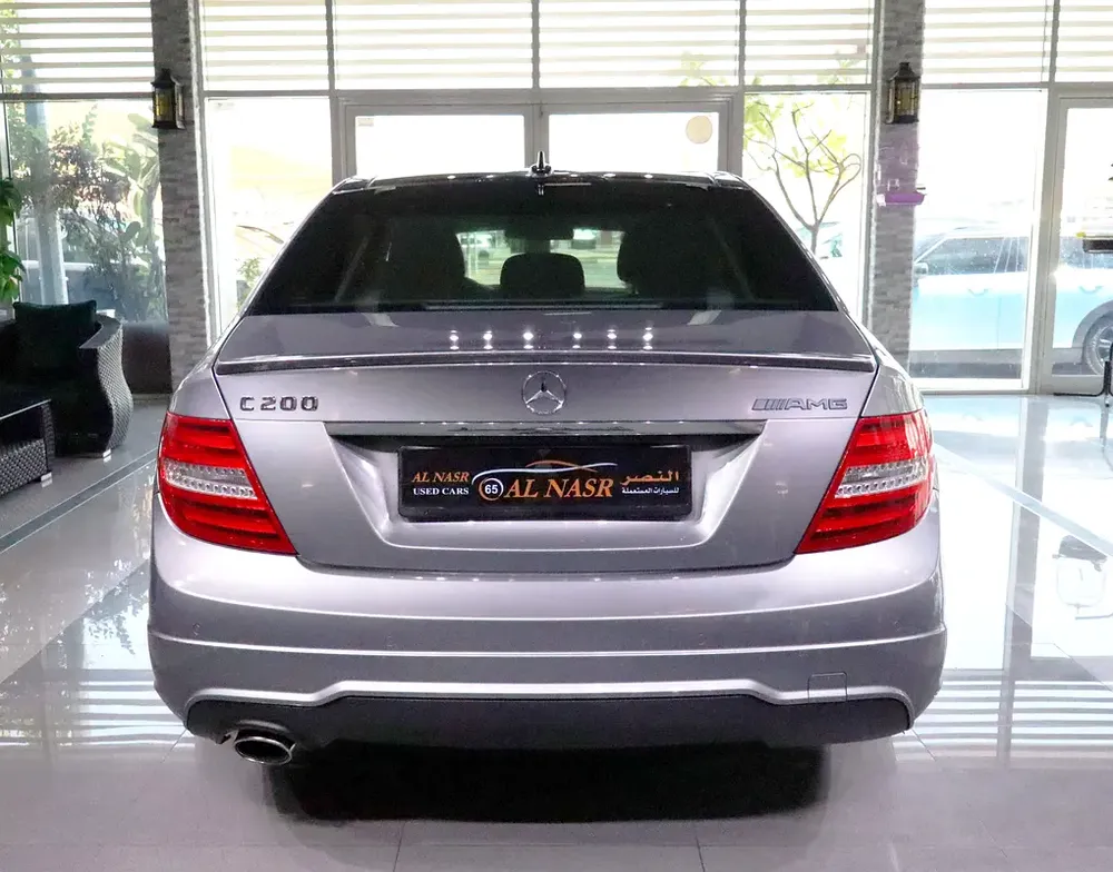 AMG Kit . Blue Efficiency . Full Option . GCC Specs . Excellent Condition - Image 5