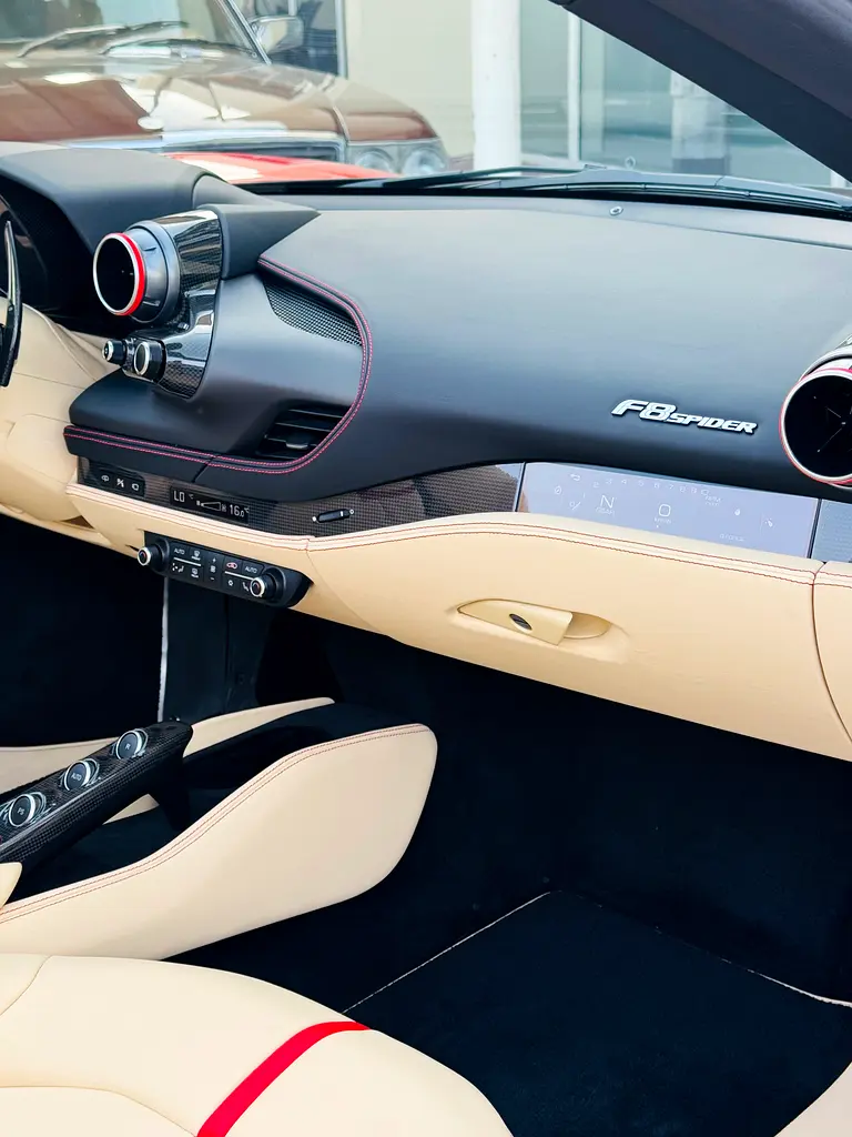 FERRARI F8 SPIDER 2022 full carbon  low mileage full service history - Image 15