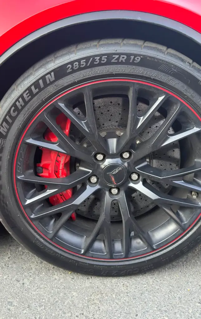 2019 Chevrolet Corvette Z06 GCC Specs - Pristine Condition - Image 9