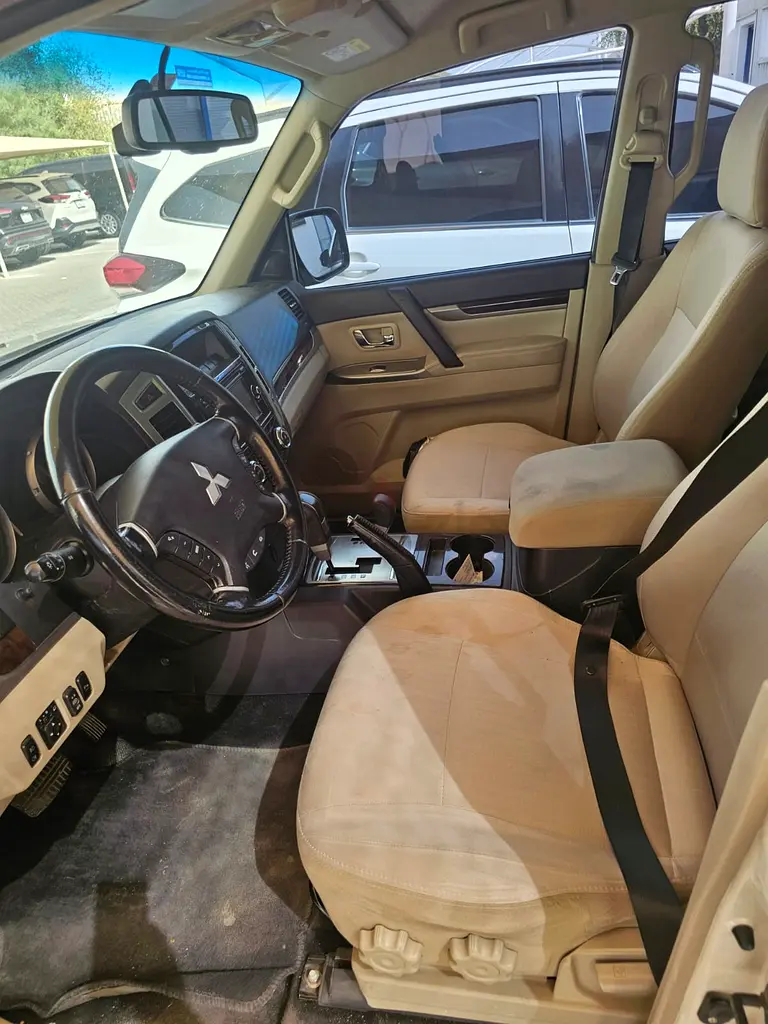 Mitsubishi Pajero 2020 GLS GCC Specs - Excellent Condition - Image 5