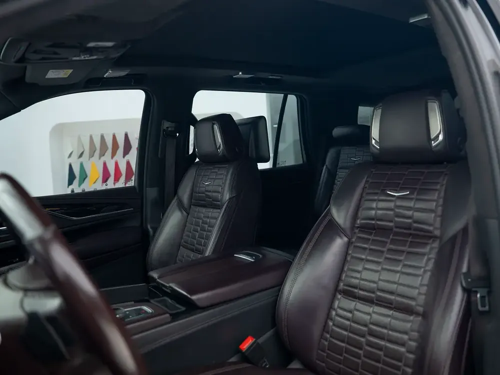 2023 Cadillac Escalade 600 Black Edition | GCC Specs | - Image 10