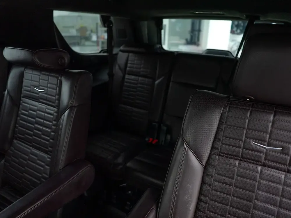 2023 Cadillac Escalade 600 Black Edition | GCC Specs | - Image 11
