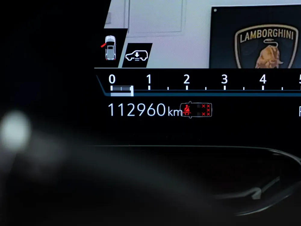 2023 Cadillac Escalade 600 Black Edition | GCC Specs | - Image 8