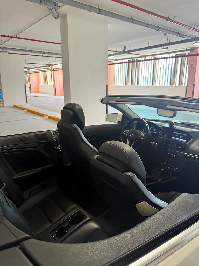 2013 Mercedes-Benz E-Class E 300 GCC Specs - Excellent Condition - Image 9