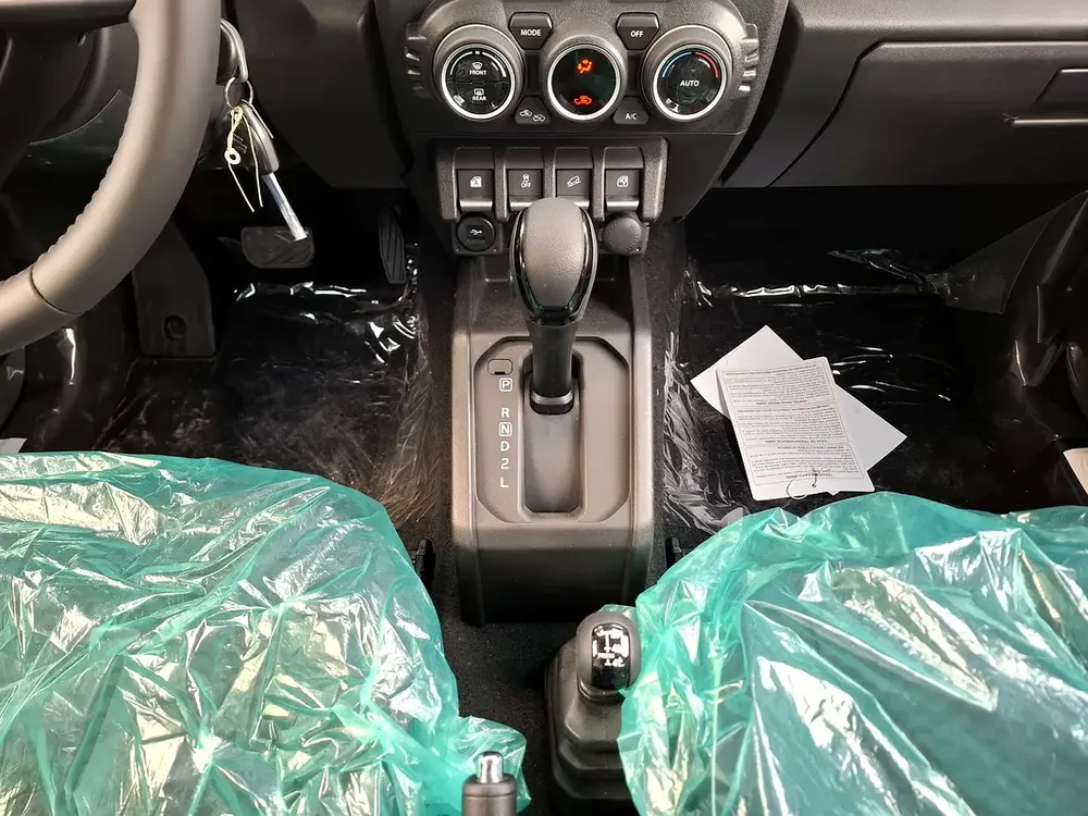 2026 Suzuki Jimny GLX - GCC Specs - Export Only! - Image 11