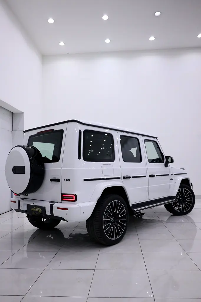G63 DOUBLE NIGHT PACKAGE FULLY LOADED + 5 YEARS GARGASH WARRANTY - Image 4