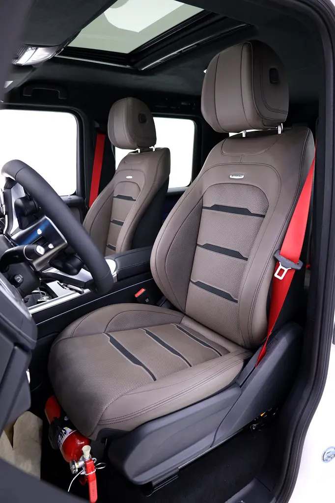 G63 DOUBLE NIGHT PACKAGE FULLY LOADED + 5 YEARS GARGASH WARRANTY - Image 5