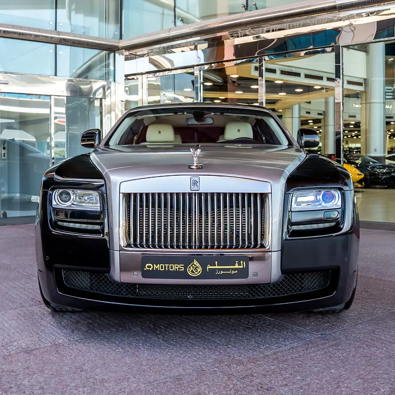 ROLLS ROYCE GHOST  2010  GCC DONE ONLY 30,000KM - Image 5