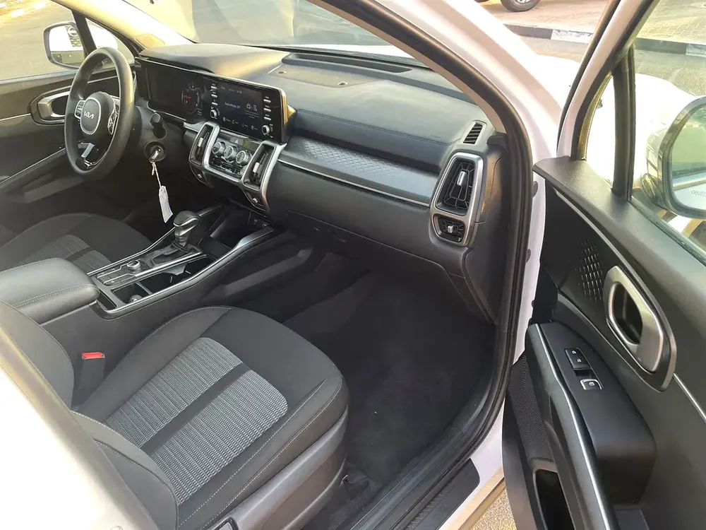 2022 Kia Sorento 2.5L V4 MidOption+ 7 Seater - AWD 4x4 - Family Car - Multi Drive Mode - Image 12